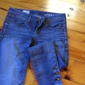 Gap 1969 26/2 Always Skinny jeans